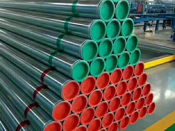 鋼襯塑管的特點是什么？跟著萬源鋼管小編來瞧一瞧